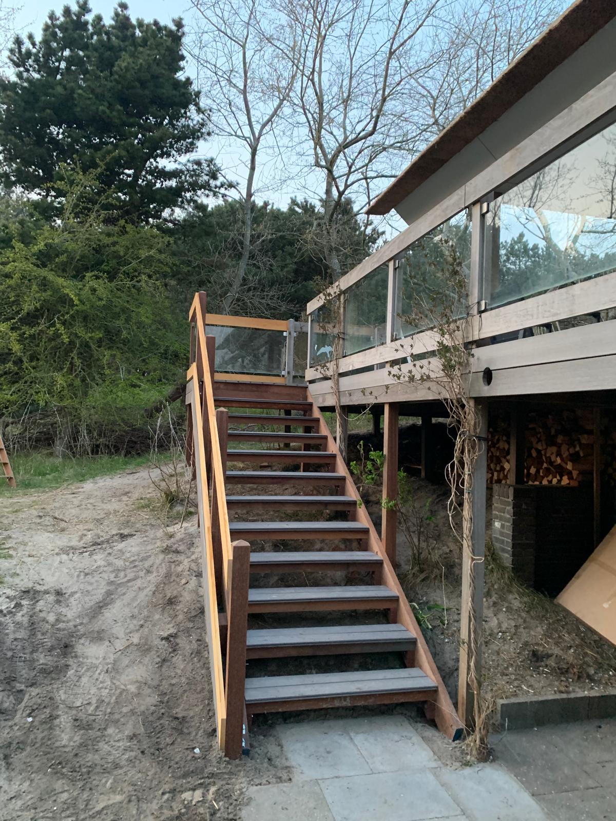 Trappen en vlonders ameland